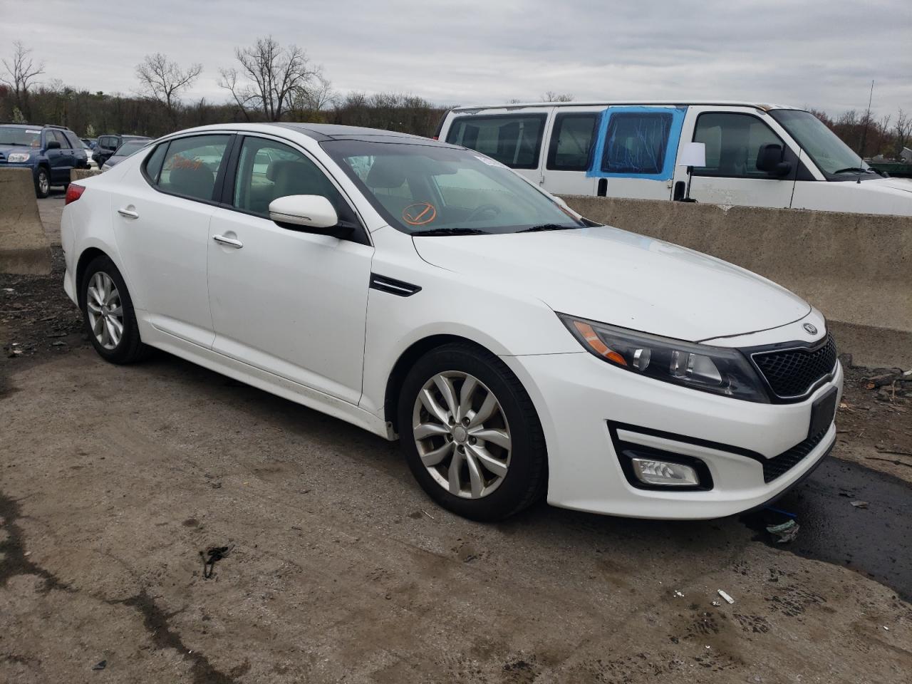 5XXGN4A72FG356010 2015 Kia Optima Ex