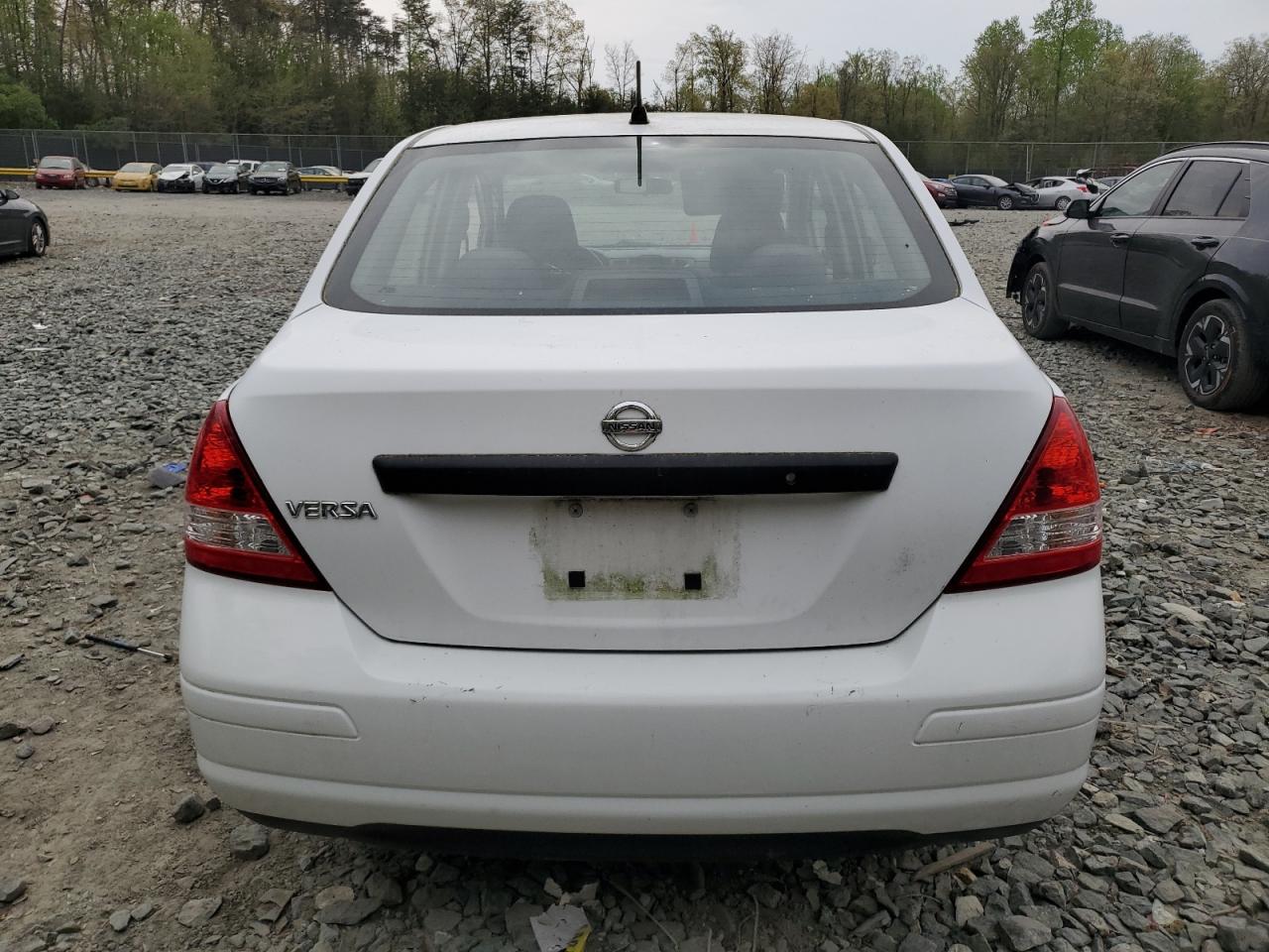 3N1CC11E59L467003 2009 Nissan Versa S