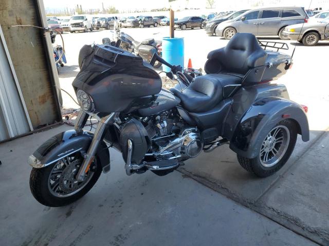 2022 HARLEY-DAVIDSON FLHTCUTG 1HD1MAF14NB853588