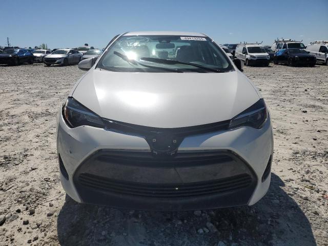 2018 Toyota Corolla L VIN: 5YFBURHE8JP766731 Lot: 49413264