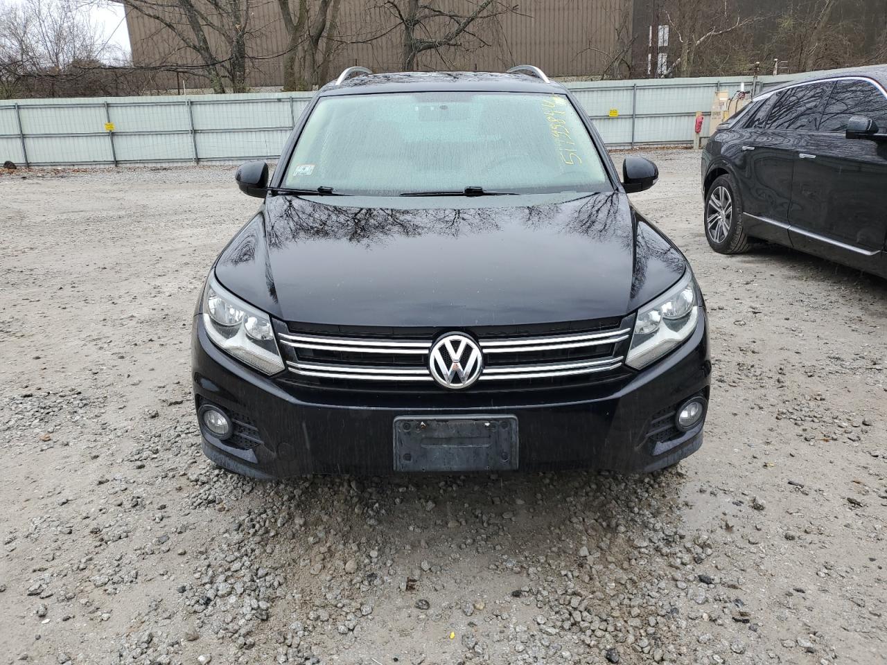 WVGBV7AX6FW572089 2015 Volkswagen Tiguan S