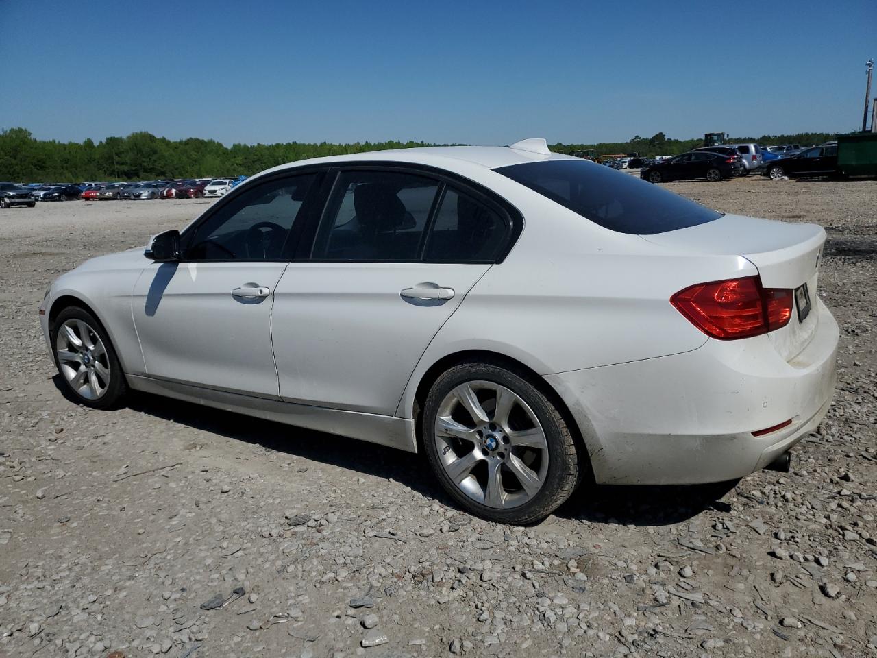 2015 BMW 320 I vin: WBA3B1G53FNT64811