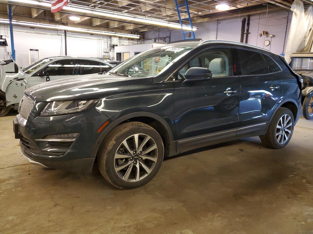 5LMCJ3D98KUL13399 2019 Lincoln Mkc Reserve