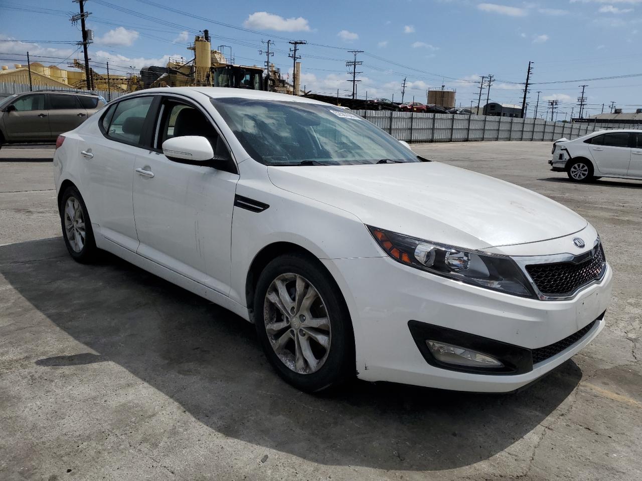 2013 Kia Optima Lx vin: 5XXGM4A73DG145950