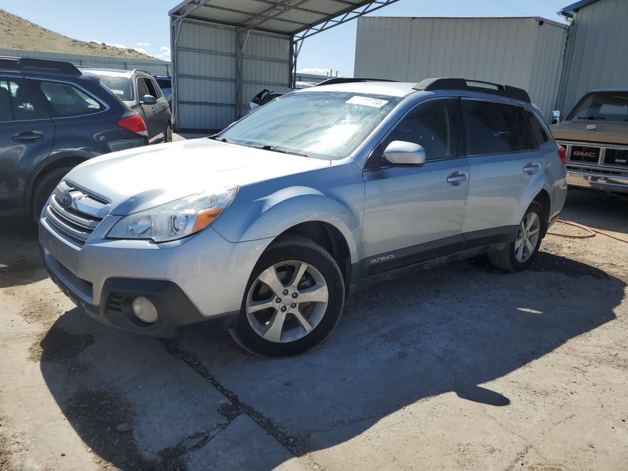 2014 Subaru Outback 2.5I Premium vin: 4S4BRCCC4E3214545