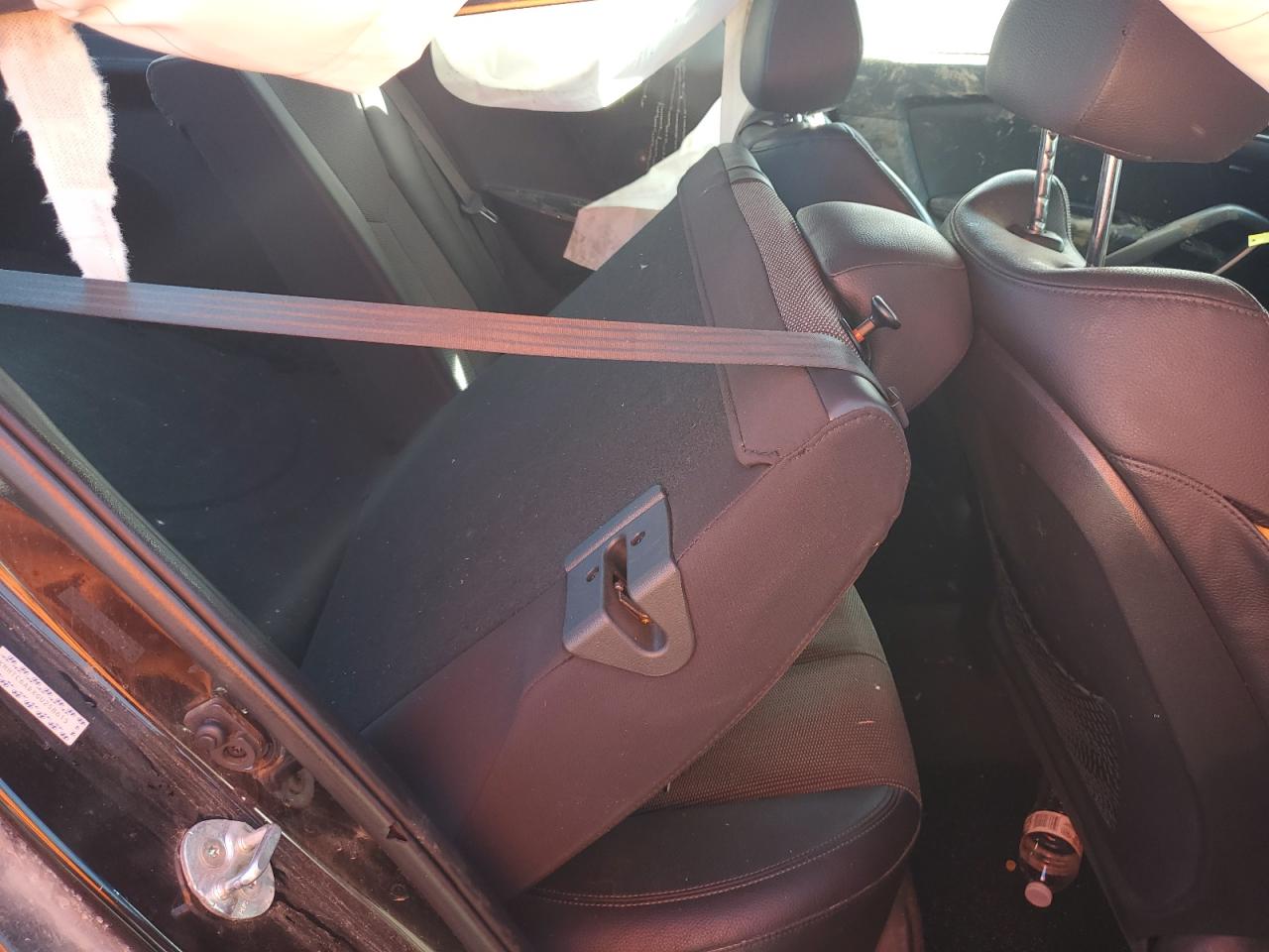 KMHTC6ADXGU258615 2016 Hyundai Veloster