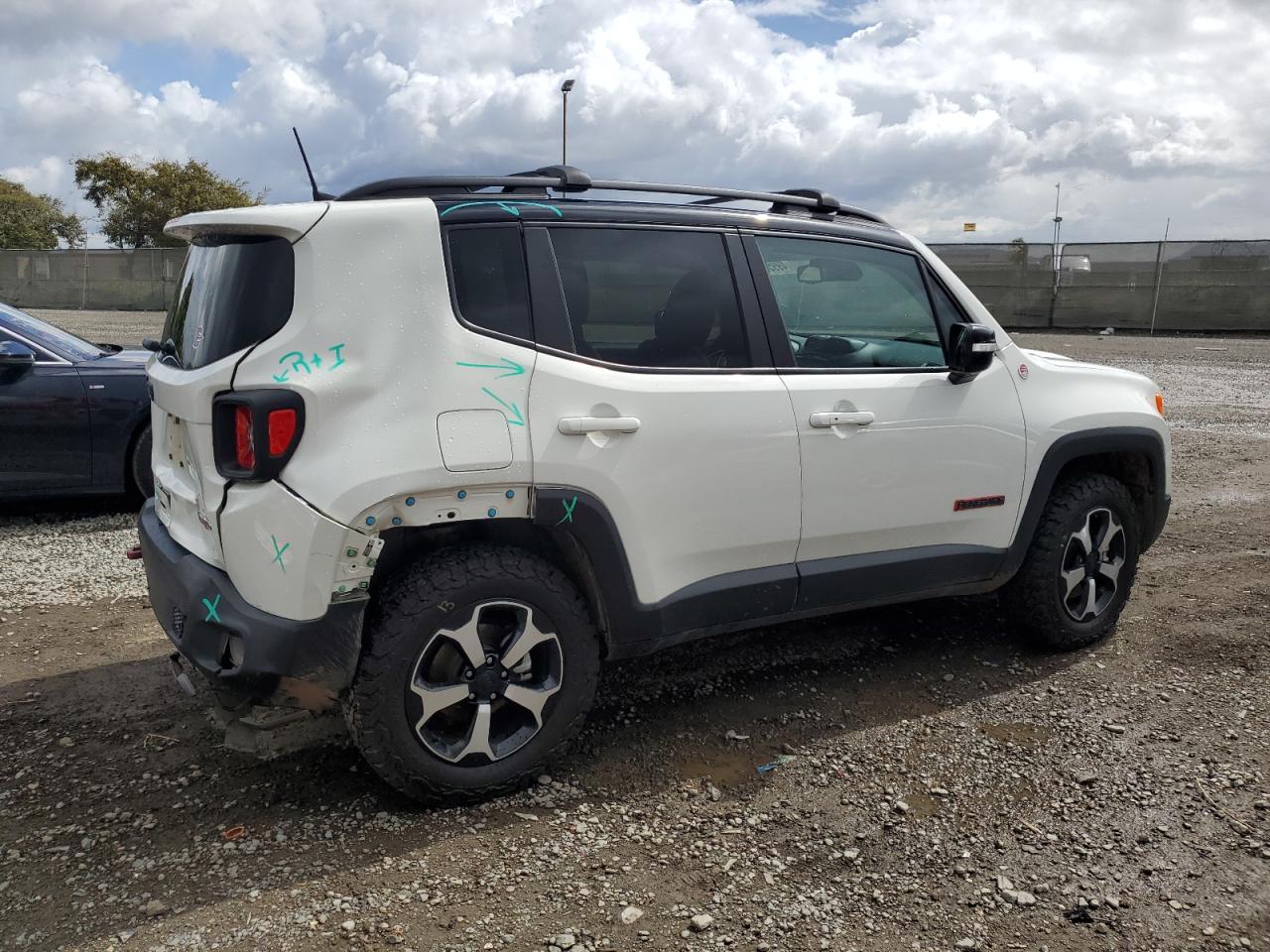 2022 Jeep Renegade Trailhawk vin: ZACNJDC1XNPN68737