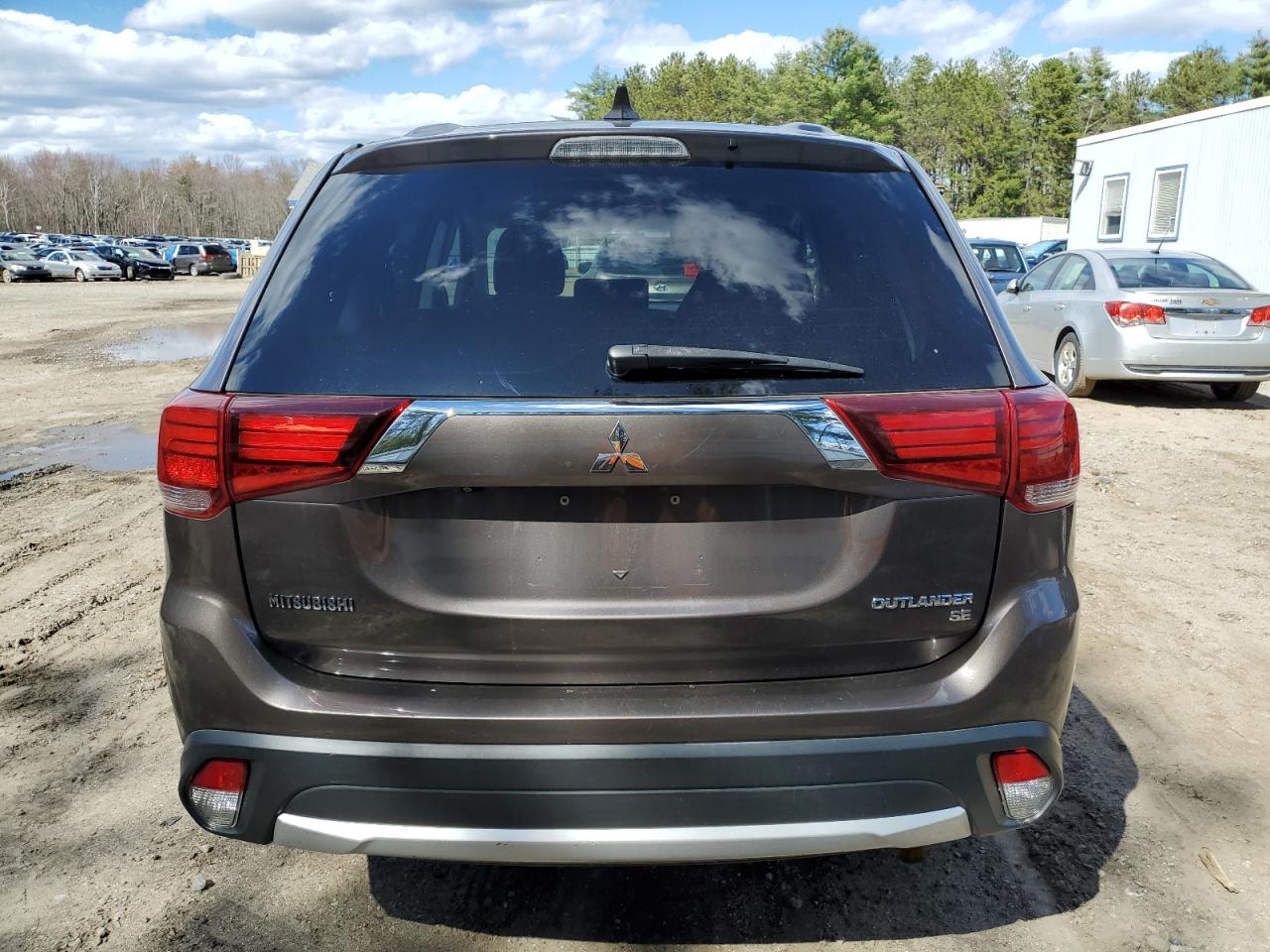 Lot #2852891254 2017 MITSUBISHI OUTLANDER