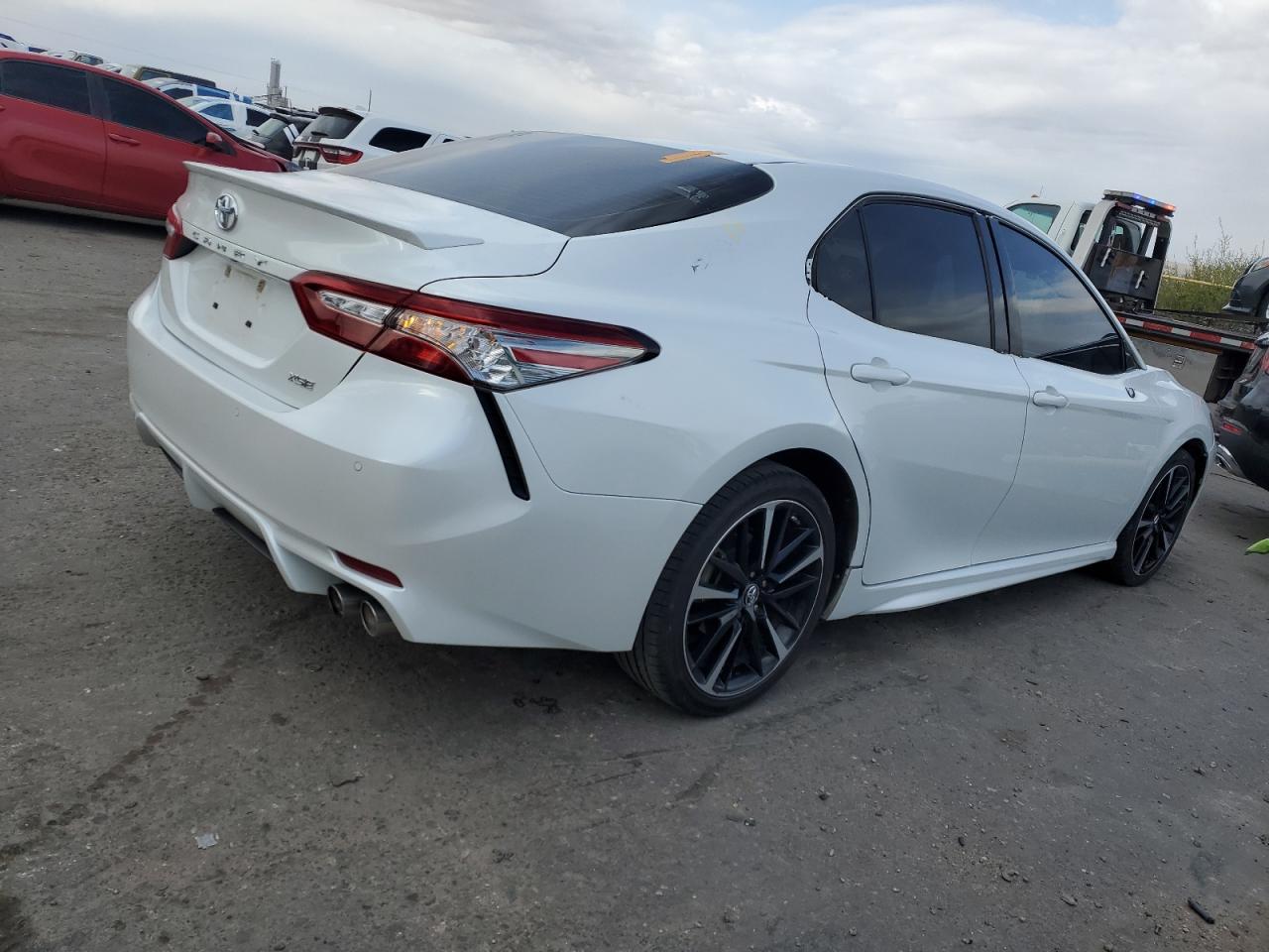 4T1B61HK4JU112406 2018 Toyota Camry Xse