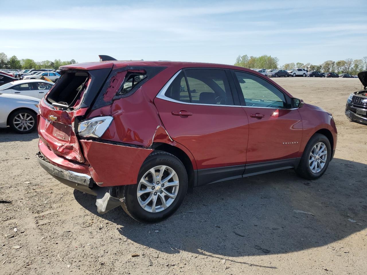 3GNAXJEV8JL101437 2018 Chevrolet Equinox Lt