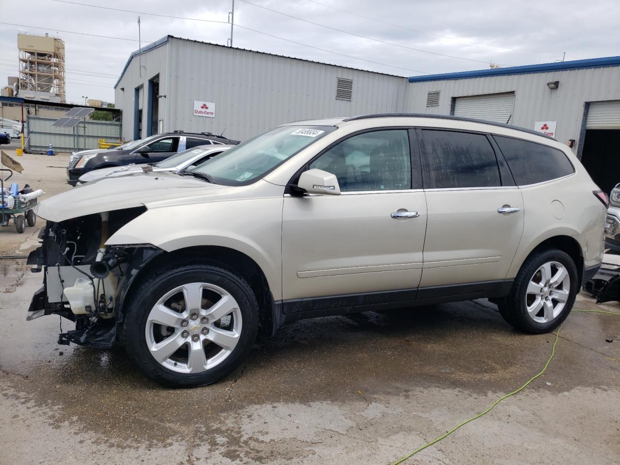 2017 Chevrolet Traverse Lt vin: 1GNKRGKD5HJ148312