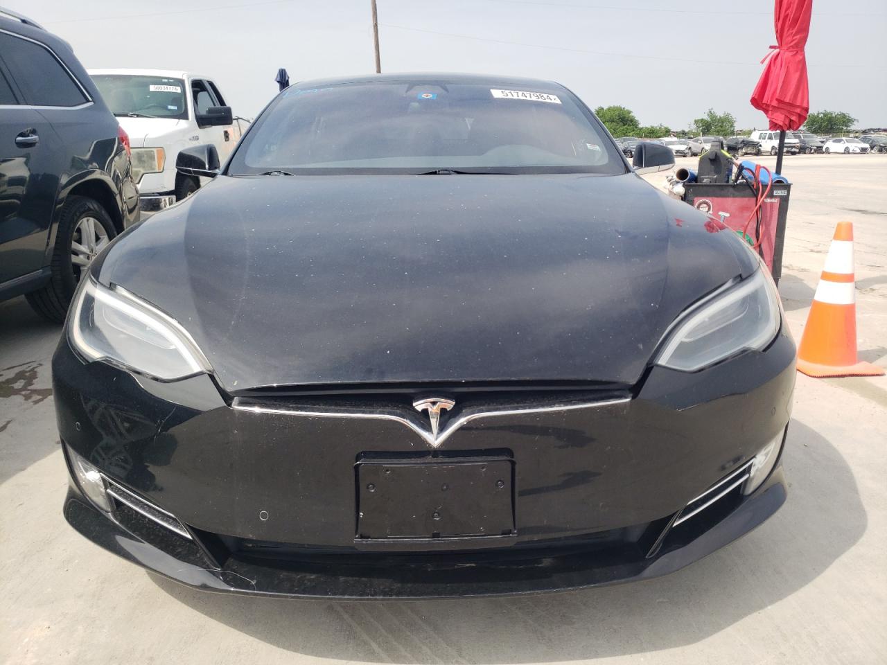 5YJSA1E29JF257411 2018 Tesla Model S