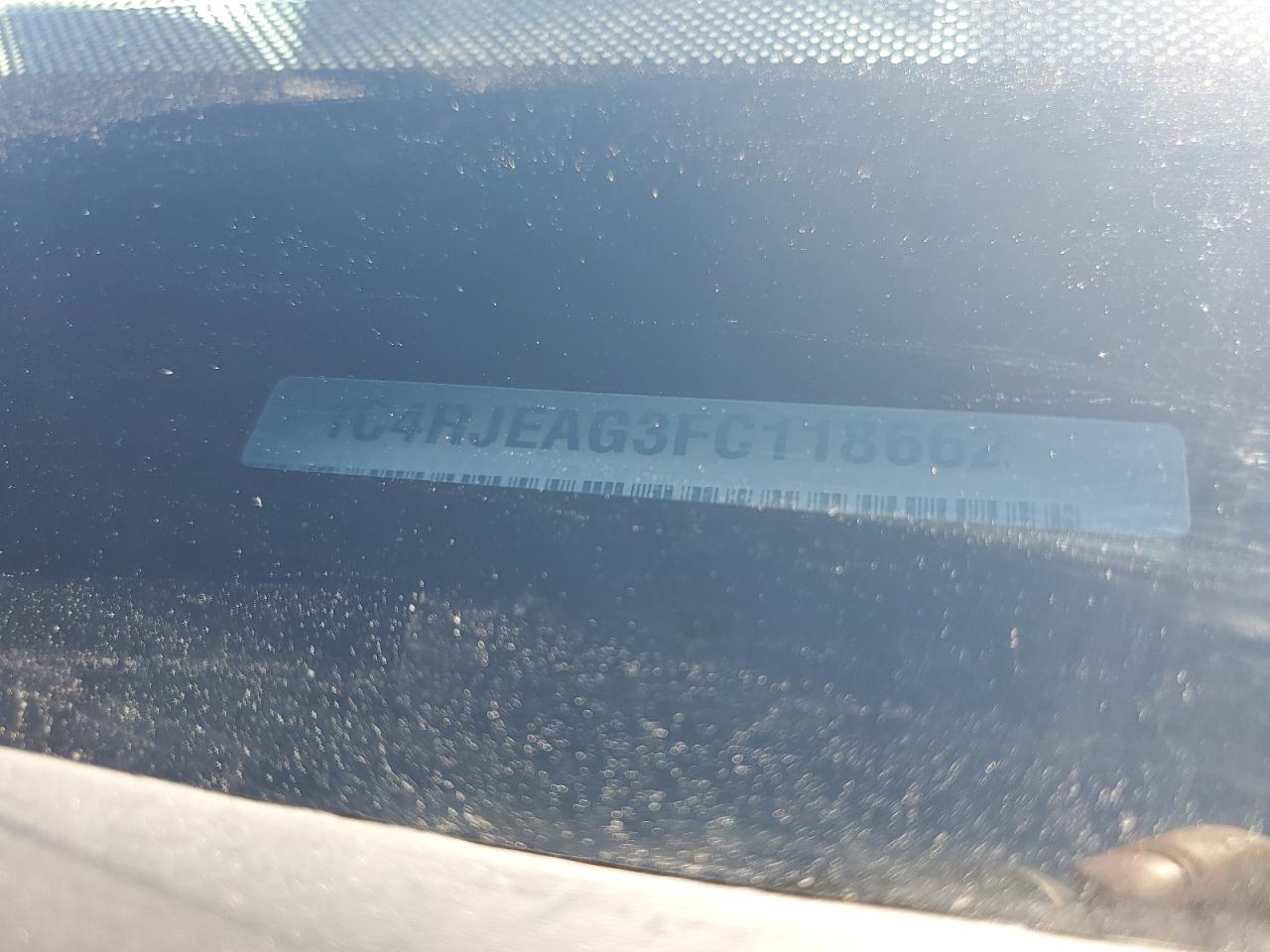 1C4RJEAG3FC118662 2015 Jeep Grand Cherokee Laredo