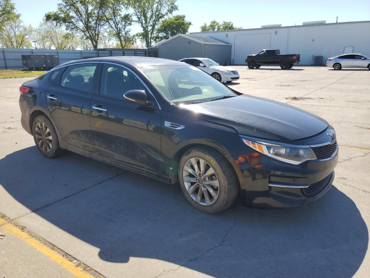 5XXGT4L34HG138234 2017 Kia Optima Lx