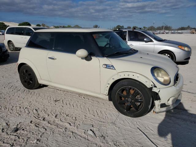 2010 Mini Cooper VIN: WMWMF3C56ATZ24450 Lot: 50861654