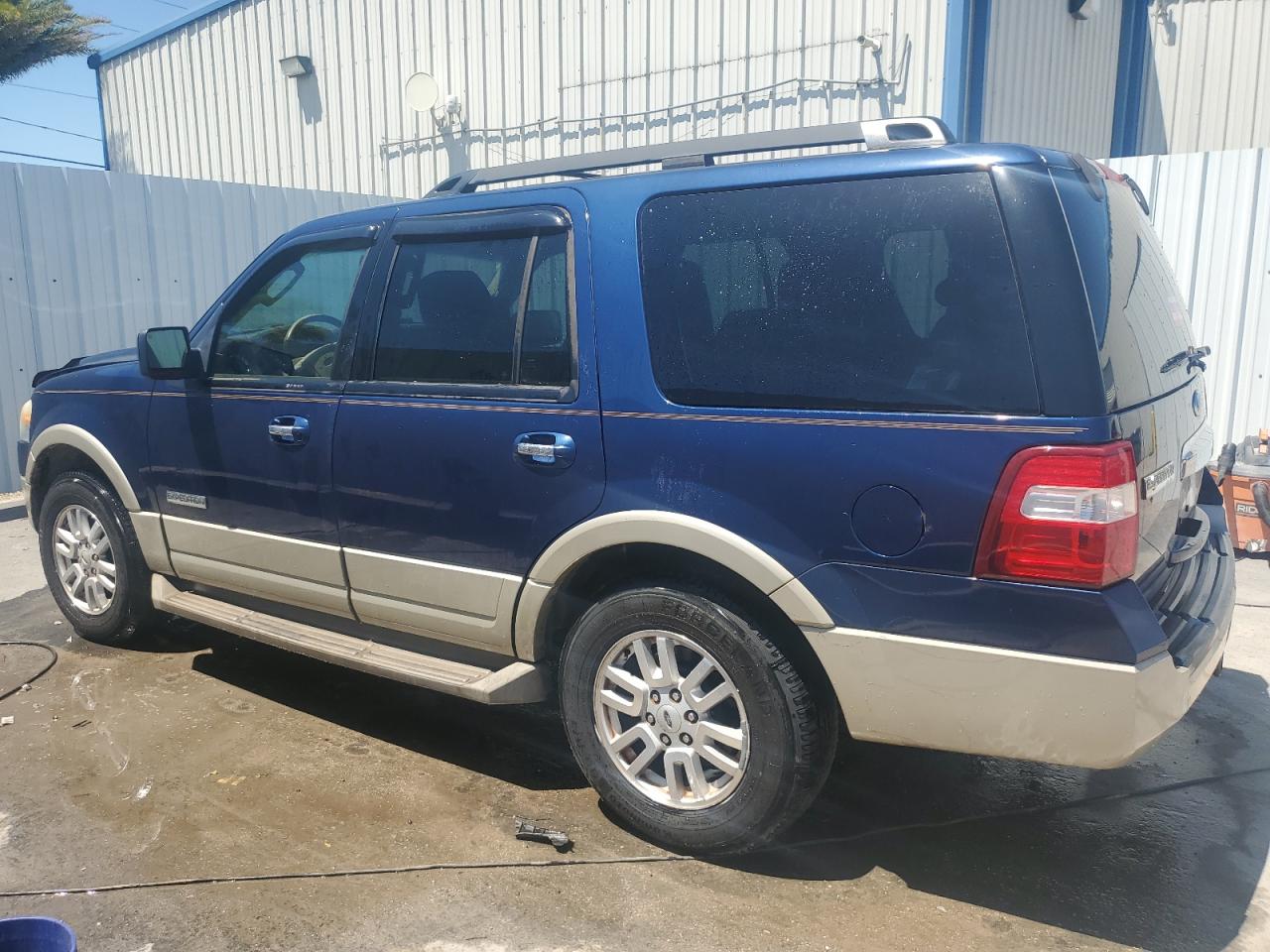 1FMFU17518LA77018 2008 Ford Expedition Eddie Bauer