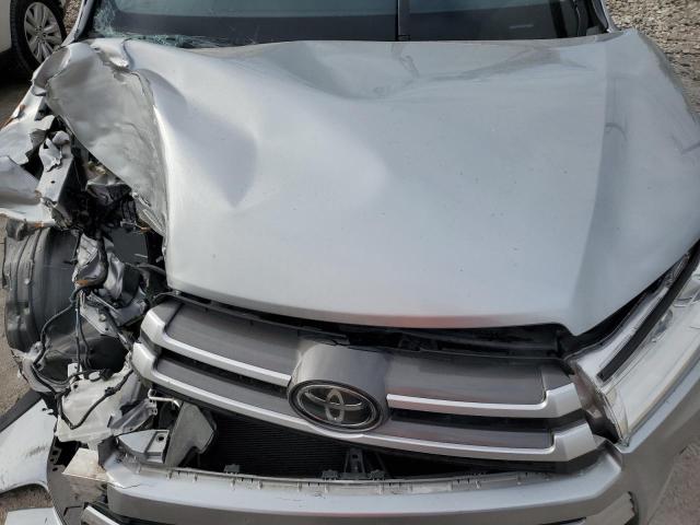 VIN 5TDKZRFHXKS307983 2019 Toyota Highlander, SE no.12