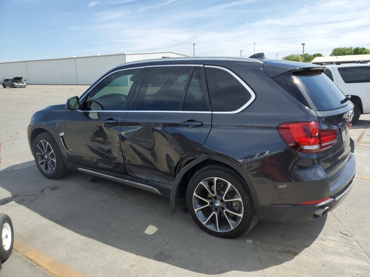 5UXKR0C39H0V81786 2017 BMW X5 xDrive35I