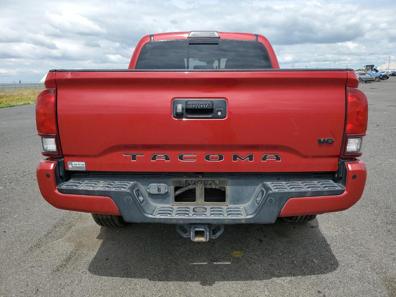 5TFAZ5CN6KX084933 2019 Toyota Tacoma Double Cab