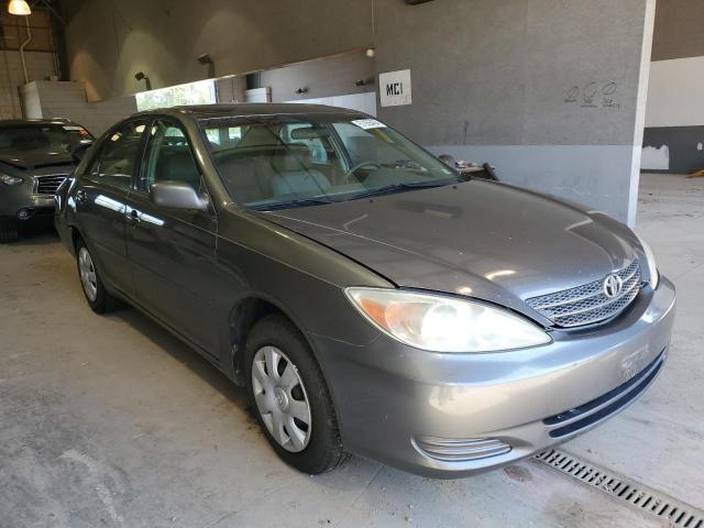 2003 Toyota Camry Le VIN: 4T1BE32KX3U717881 Lot: 51955404