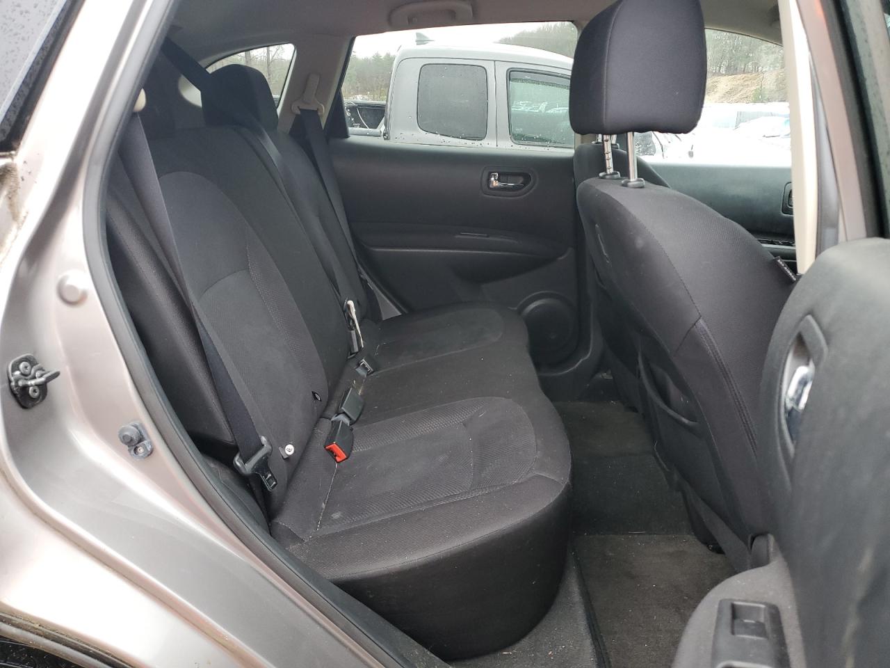 JN8AS5MV8FW258570 2015 Nissan Rogue Select S