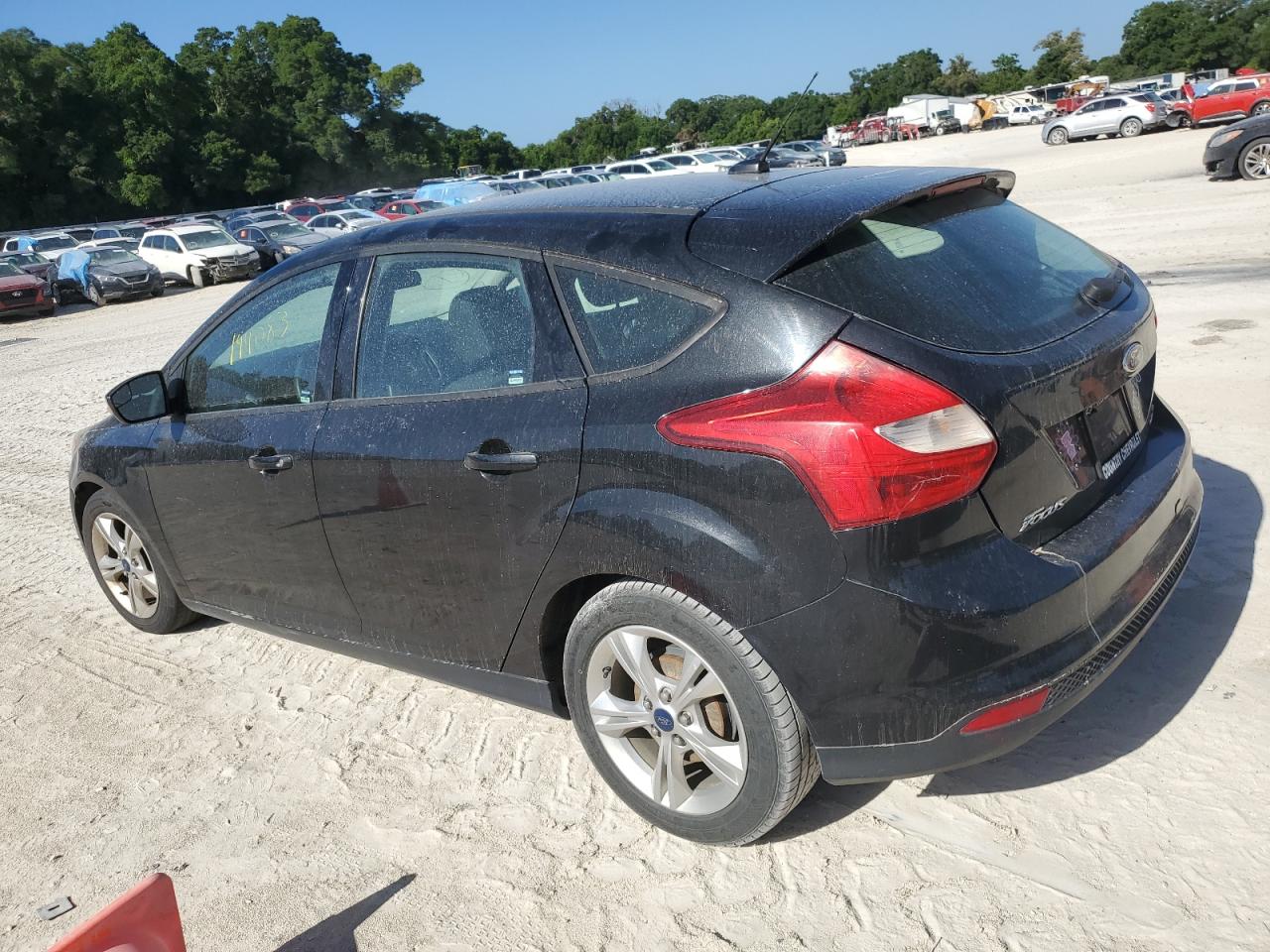 2014 Ford Focus Se vin: 1FADP3K24EL211503