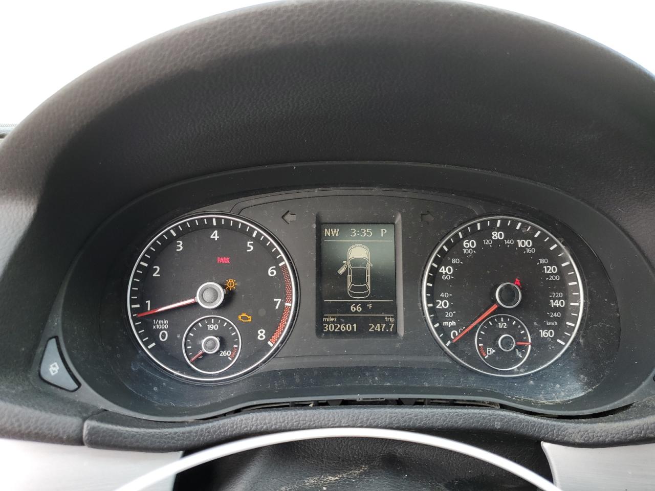 1VWBM7A34CC096049 2012 Volkswagen Passat Se