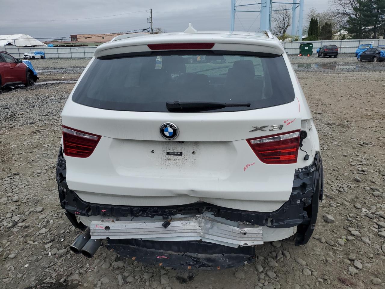 5UXWX9C36H0W68864 2017 BMW X3 xDrive28I