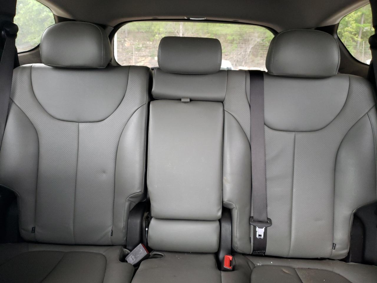 5NMS23AD7KH112836 2019 Hyundai Santa Fe Se