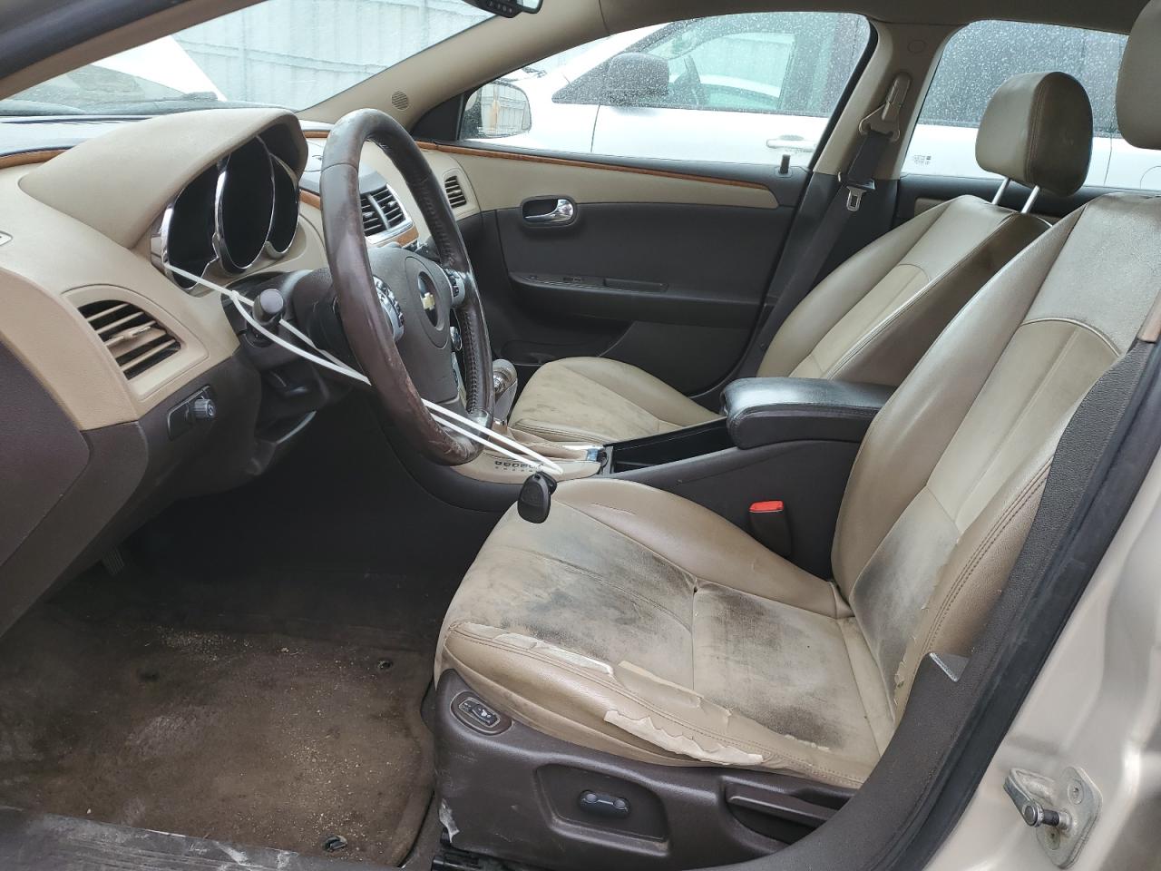 1G1ZJ57B49F223461 2009 Chevrolet Malibu 2Lt