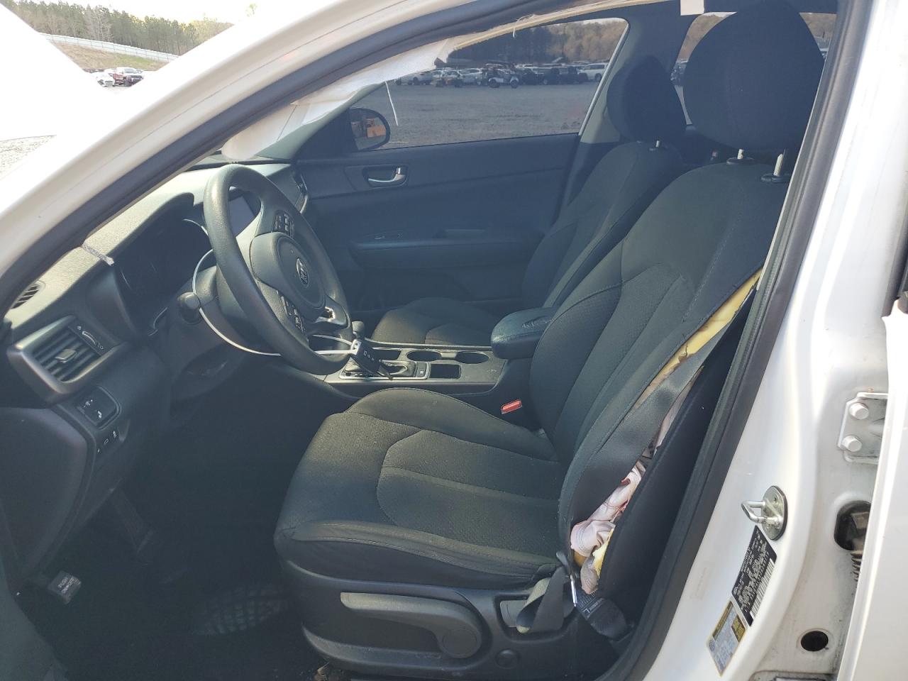 5XXGT4L33JG249119 2018 Kia Optima Lx