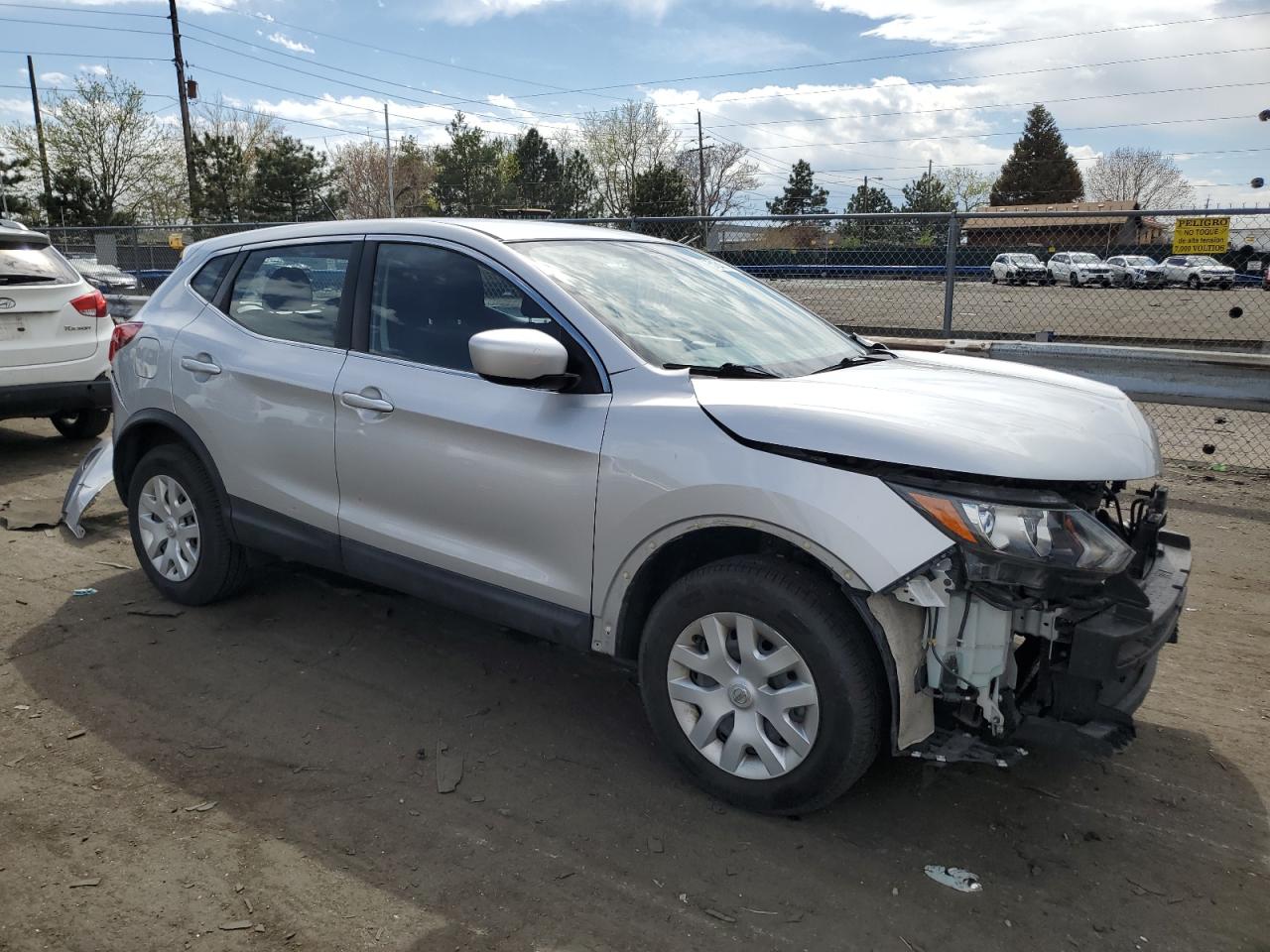 2019 Nissan Rogue Sport S vin: JN1BJ1CR2KW317657