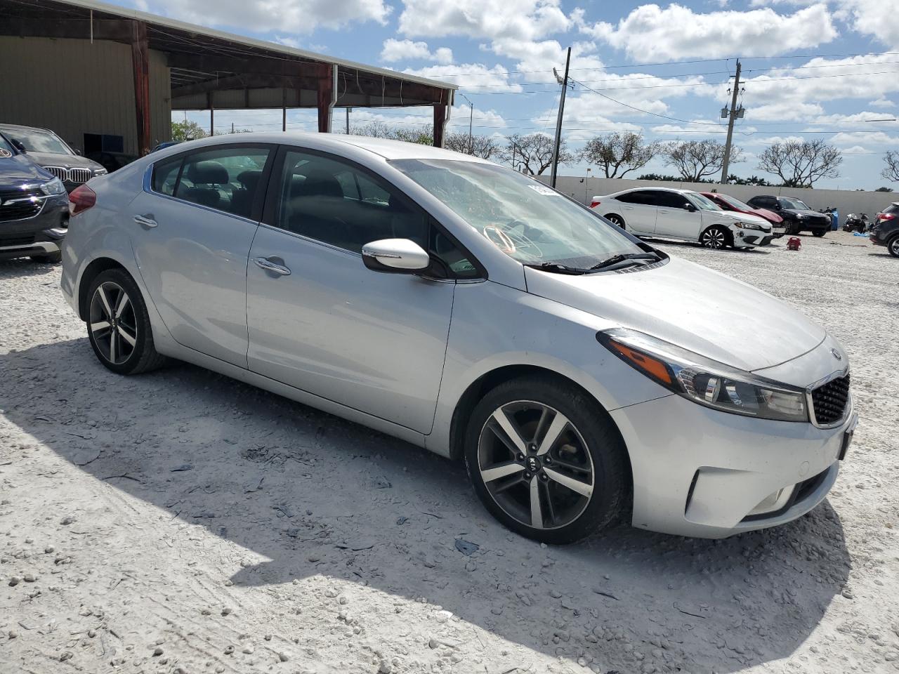 2017 Kia Forte Ex vin: 3KPFL4A89HE006881