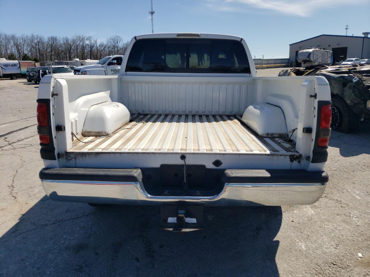 3B7HC13YXWG216556 1998 Dodge Ram 1500