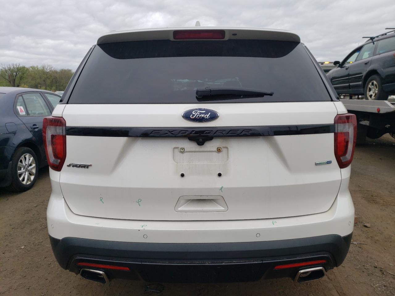 2017 Ford Explorer Sport vin: 1FM5K8GTXHGD46831