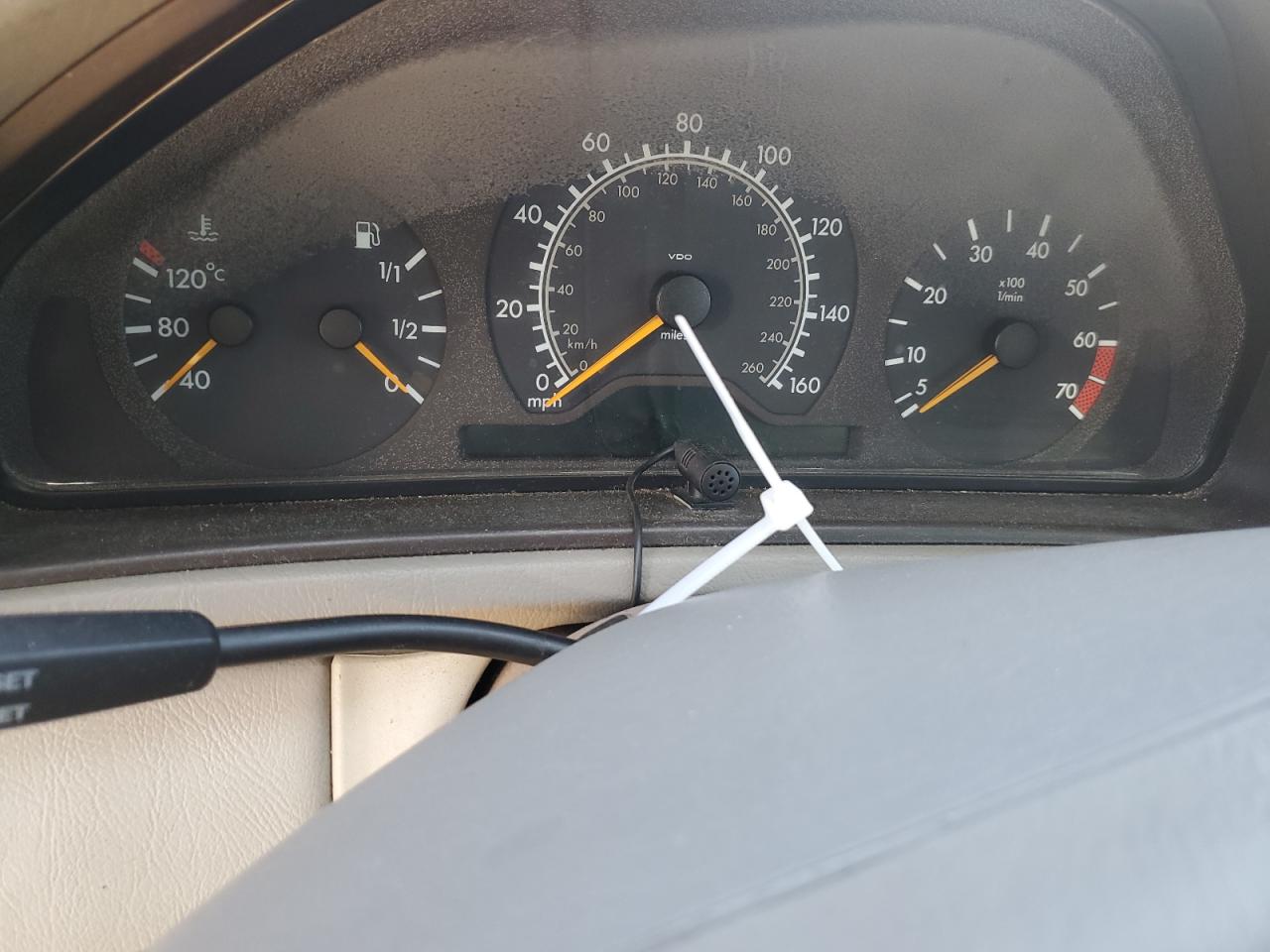 WDBLJ70G2XF056298 1999 Mercedes-Benz Clk 430