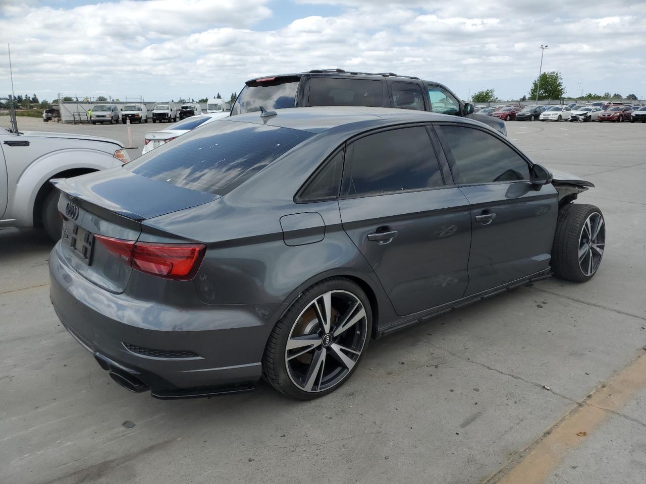 2018 Audi Rs3 vin: WUABWGFF5J1904842