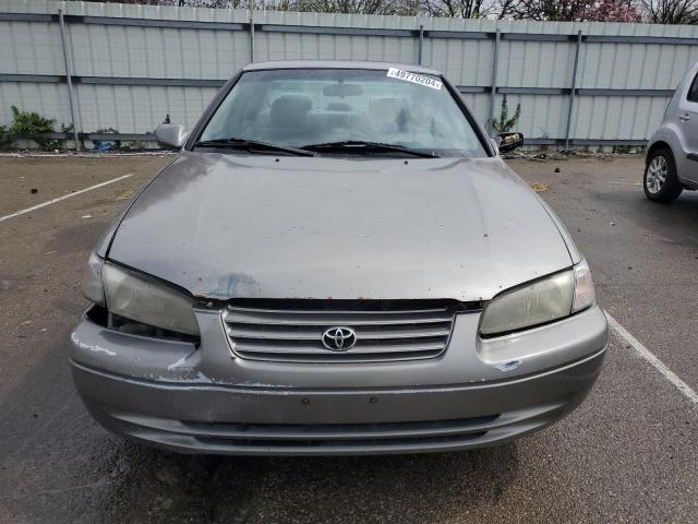 1999 Toyota Camry Ce VIN: 4T1BG22K7XU463637 Lot: 49770204