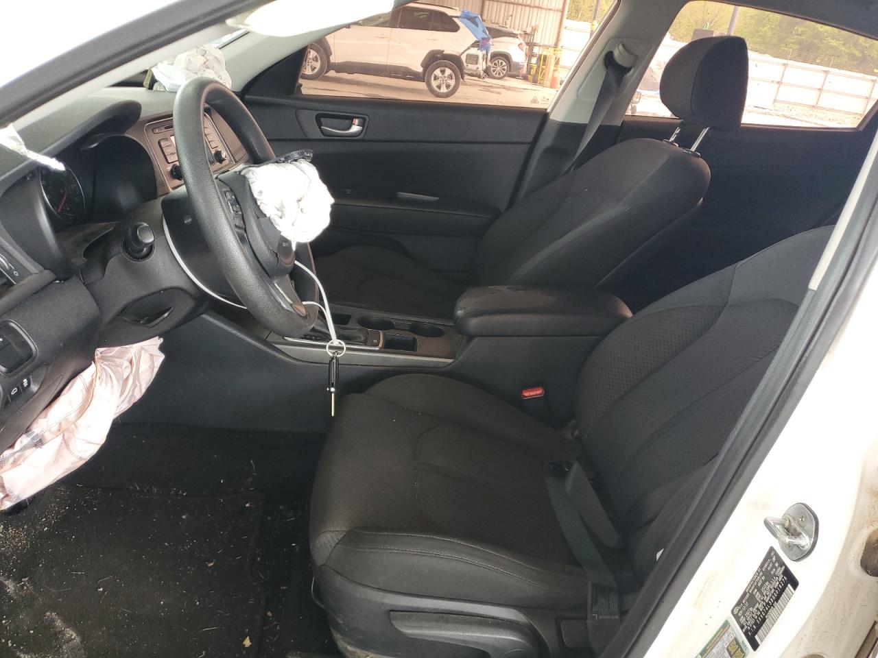 5XXGT4L38GG019276 2016 Kia Optima Lx