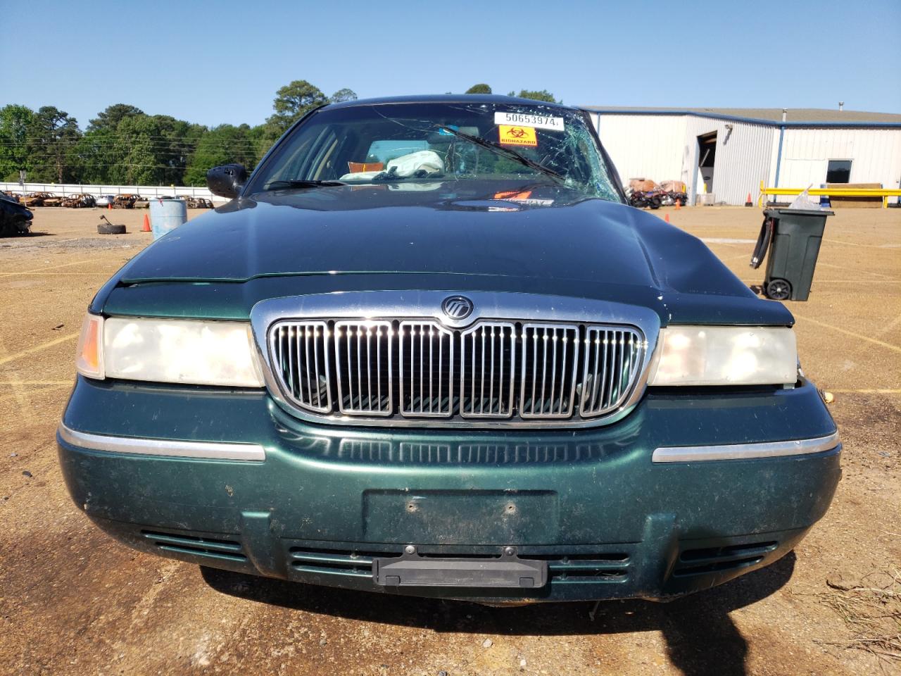 2MEFM74W5YX644062 2000 Mercury Grand Marquis Gs