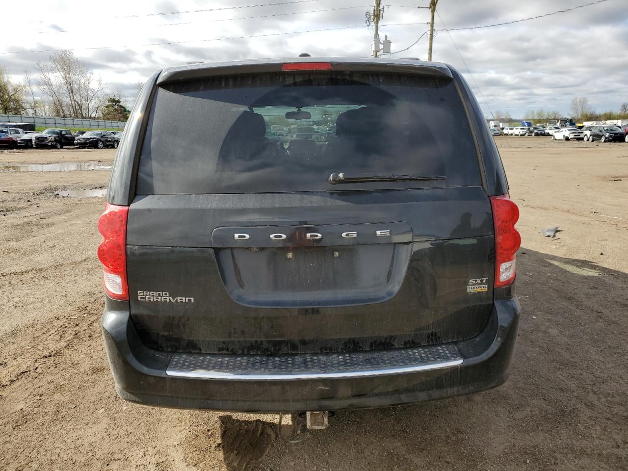 2C4RDGCG1HR807853 2017 Dodge Grand Caravan Sxt