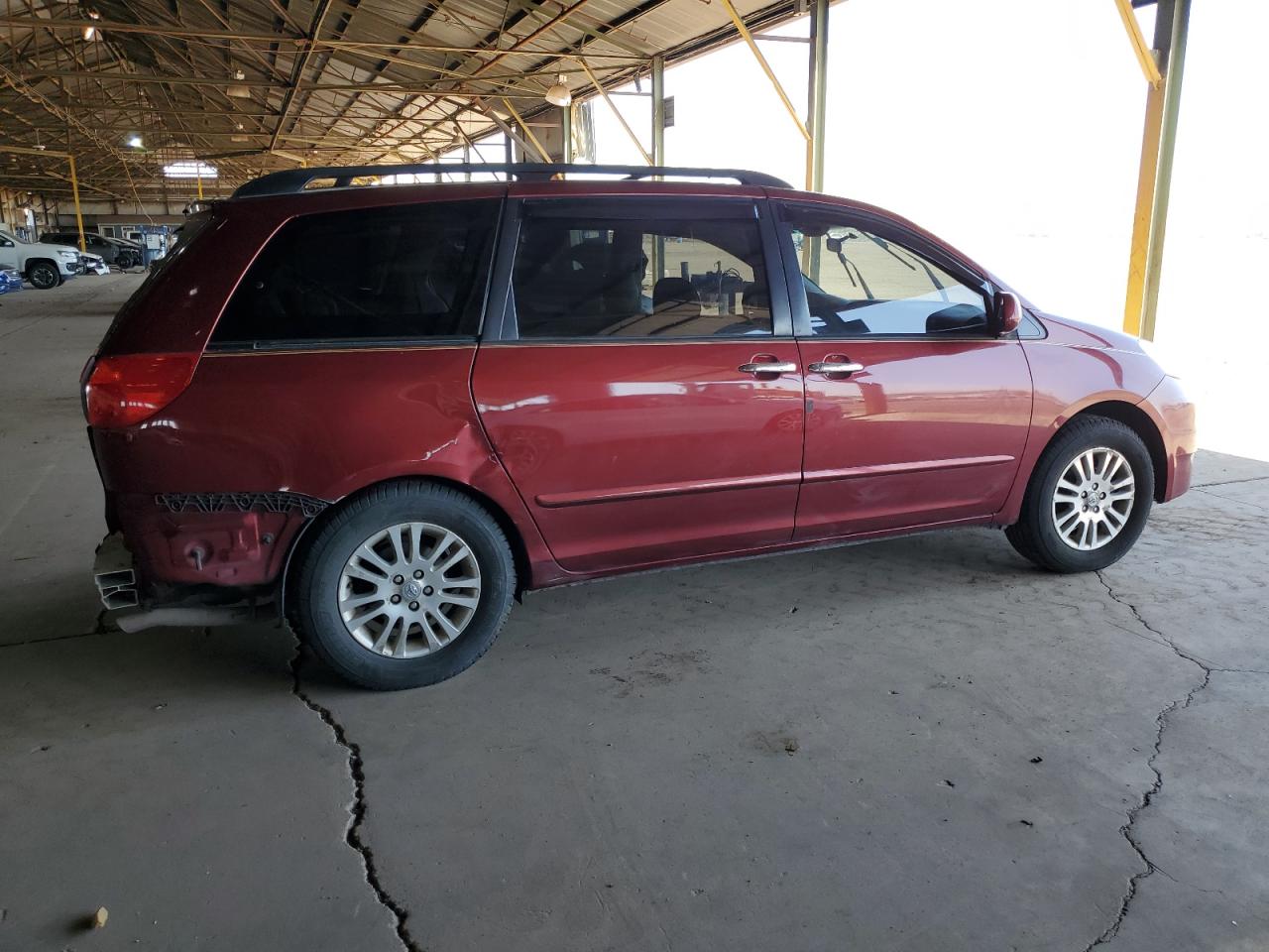 5TDZK22C98S212327 2008 Toyota Sienna Xle