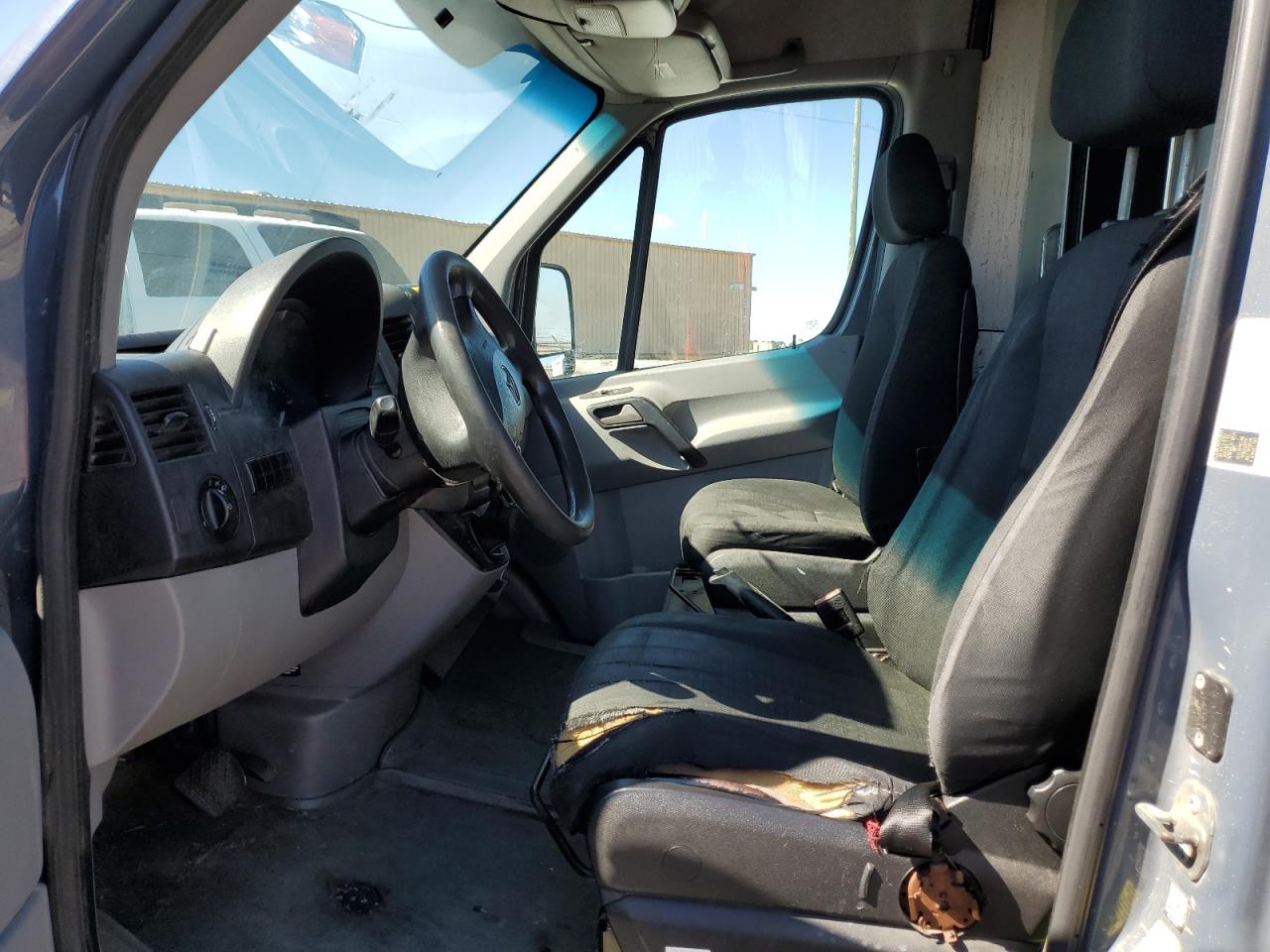 WD3PE7CD9JP631081 2018 Mercedes-Benz Sprinter 2500