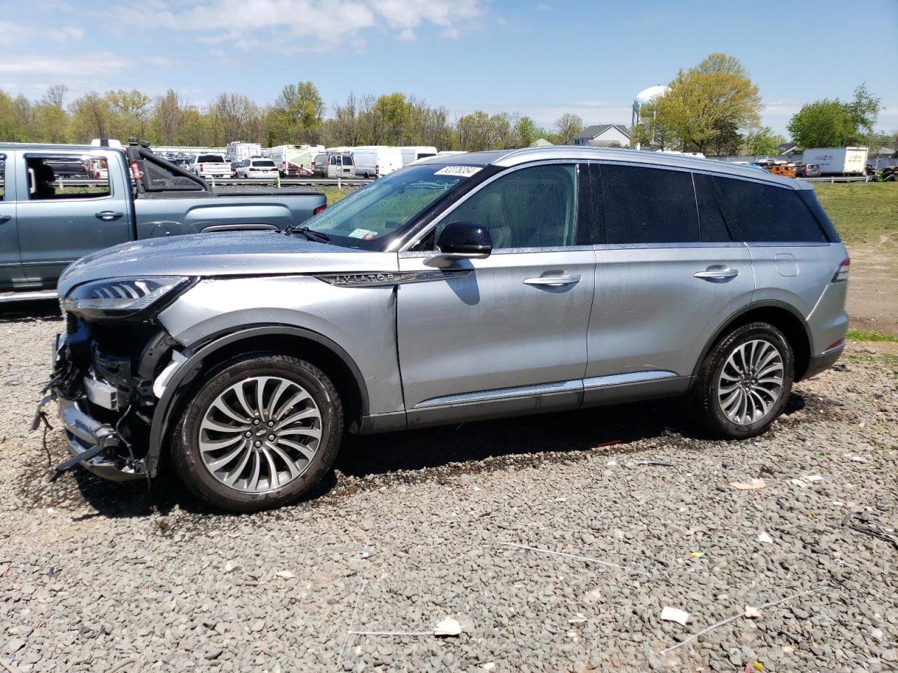 5LM5J6XC6NGL19609 LINCOLN AVIATOR 2022