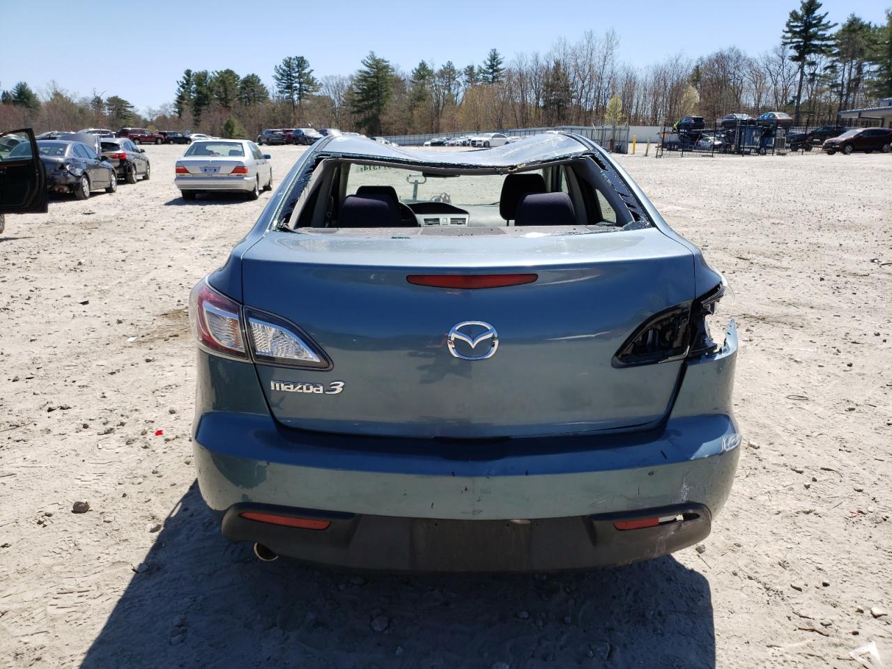 JM1BL1SG3A1342697 2010 Mazda 3 I