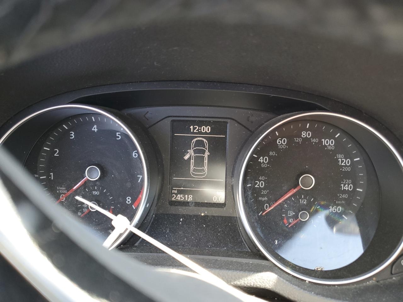 1VWAA7A34JC038234 2018 Volkswagen Passat S