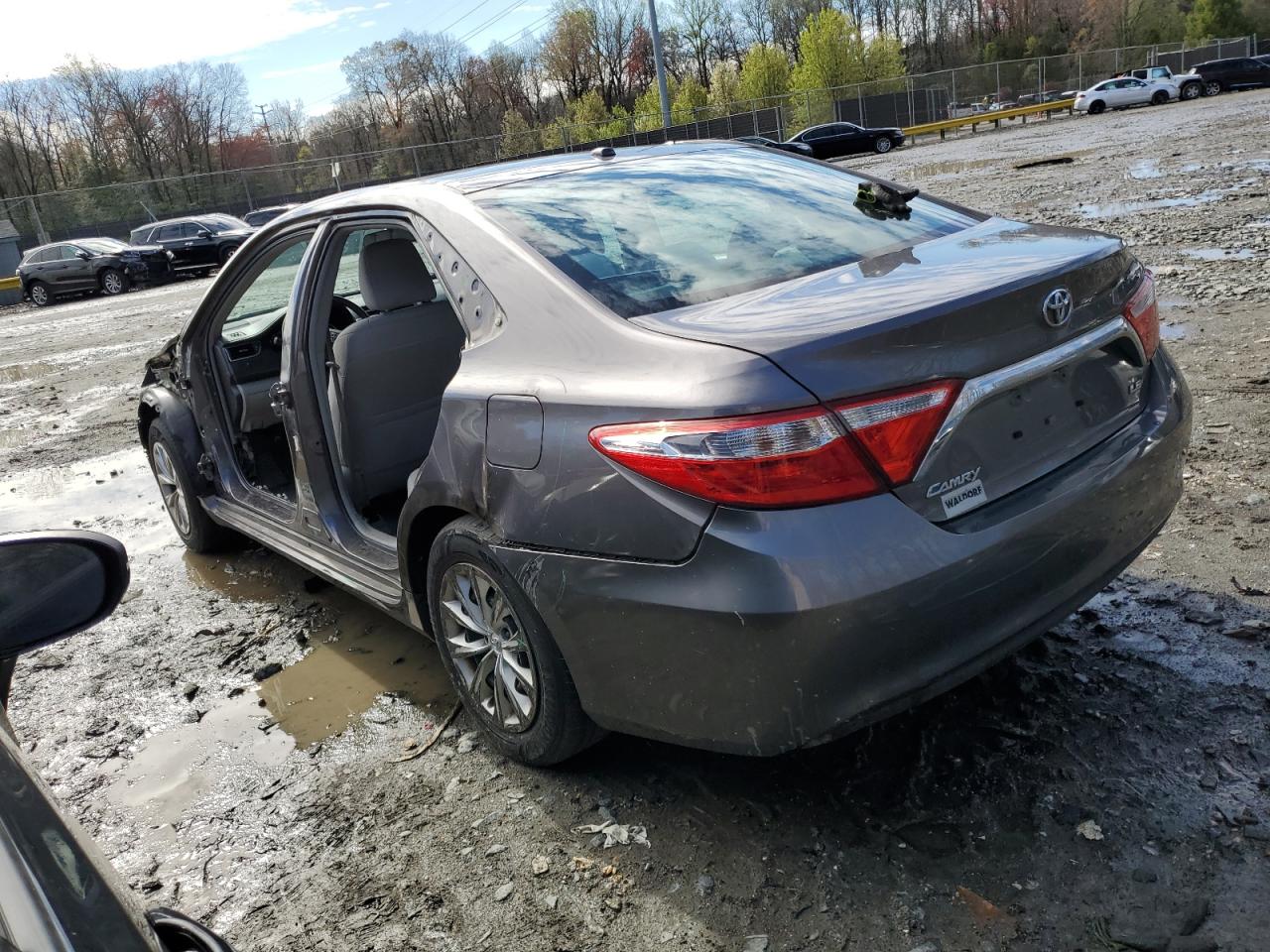 4T4BF1FK3GR542896 2016 Toyota Camry Le