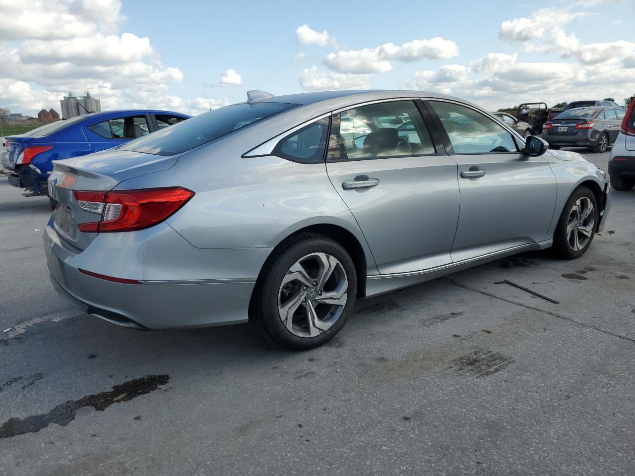 2018 Honda Accord Ex vin: 1HGCV1F47JA232672