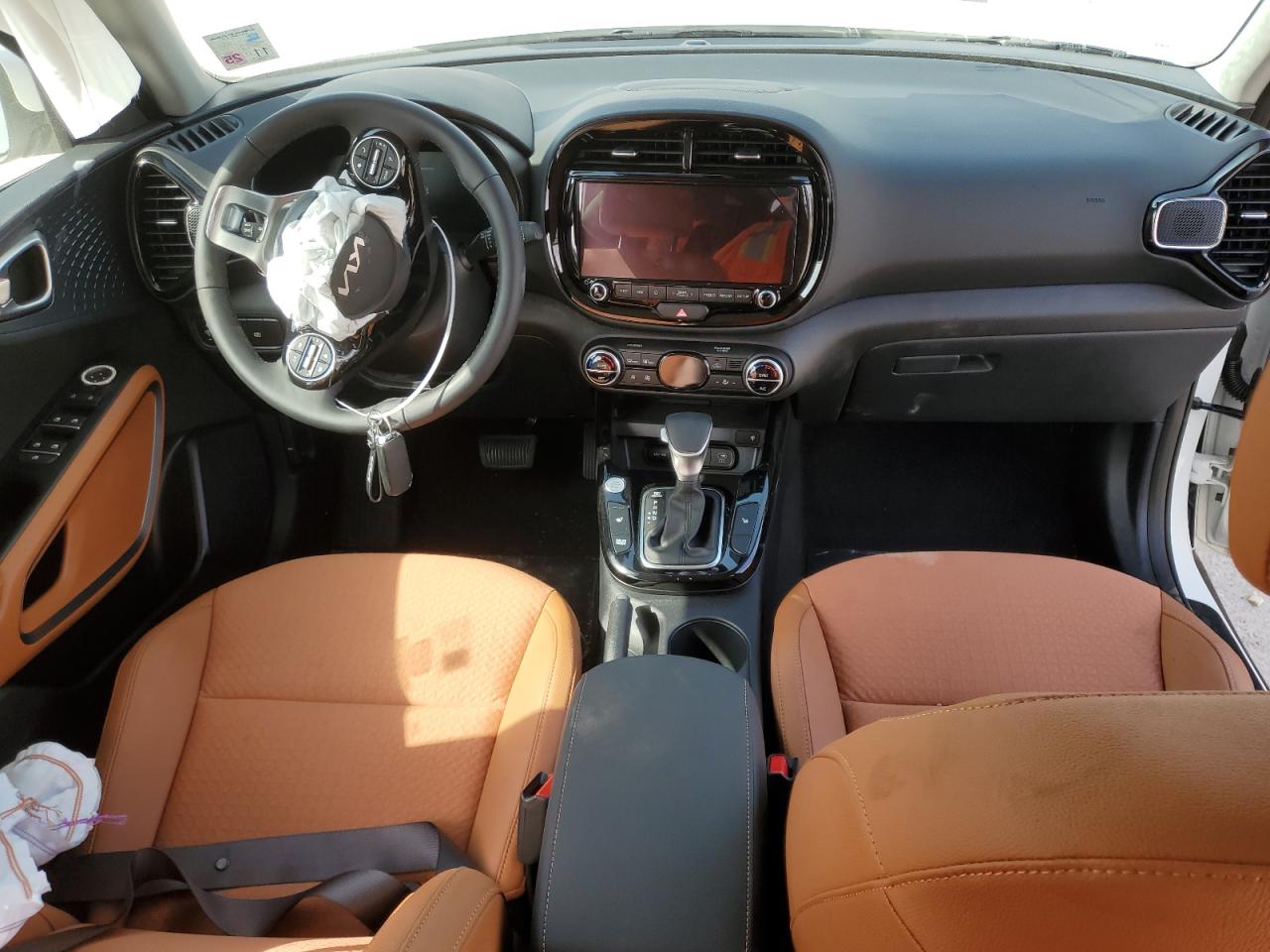 KNDJ33AU8R7899466 2024 Kia Soul Ex