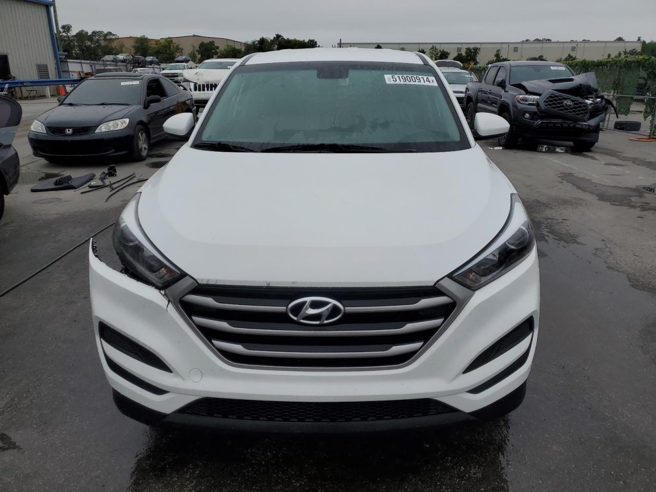 KM8J23A42JU702764 2018 Hyundai Tucson Se